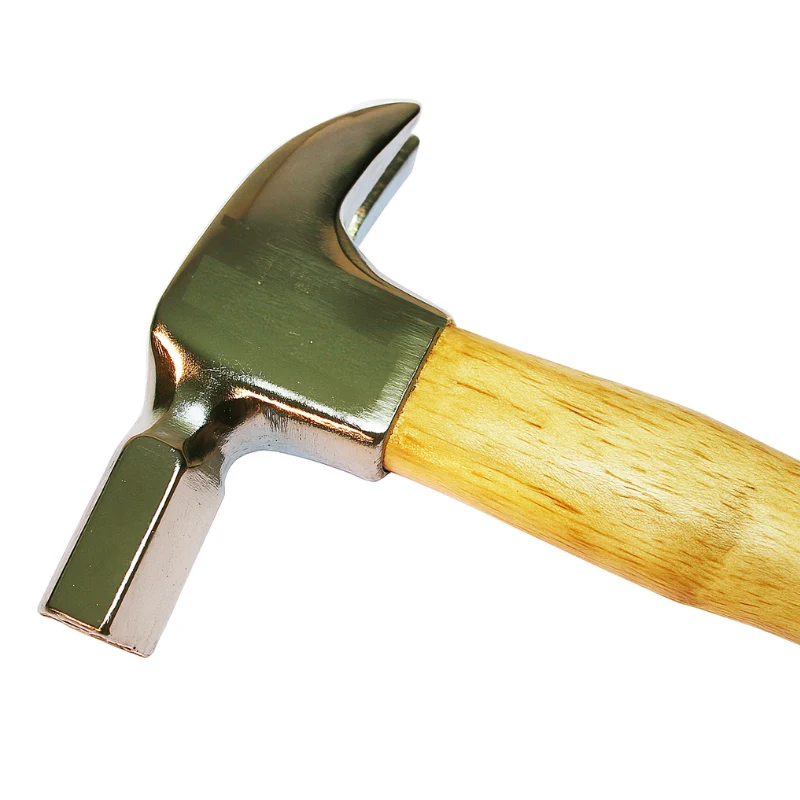 Martillo herrador Tornado con cabeza metálica y mango de madera